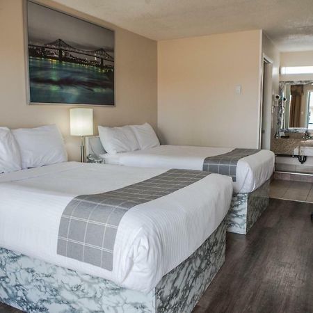 Canadian Motel ノース・バトルフォード エクステリア 写真