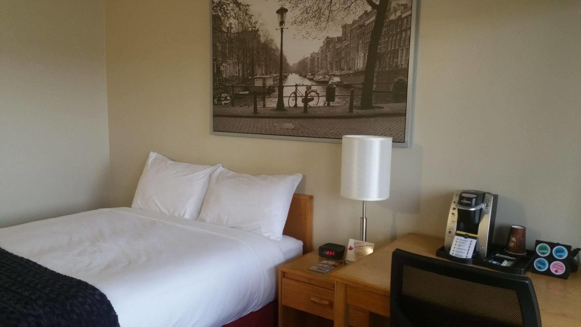 Canadian Motel ノース・バトルフォード エクステリア 写真