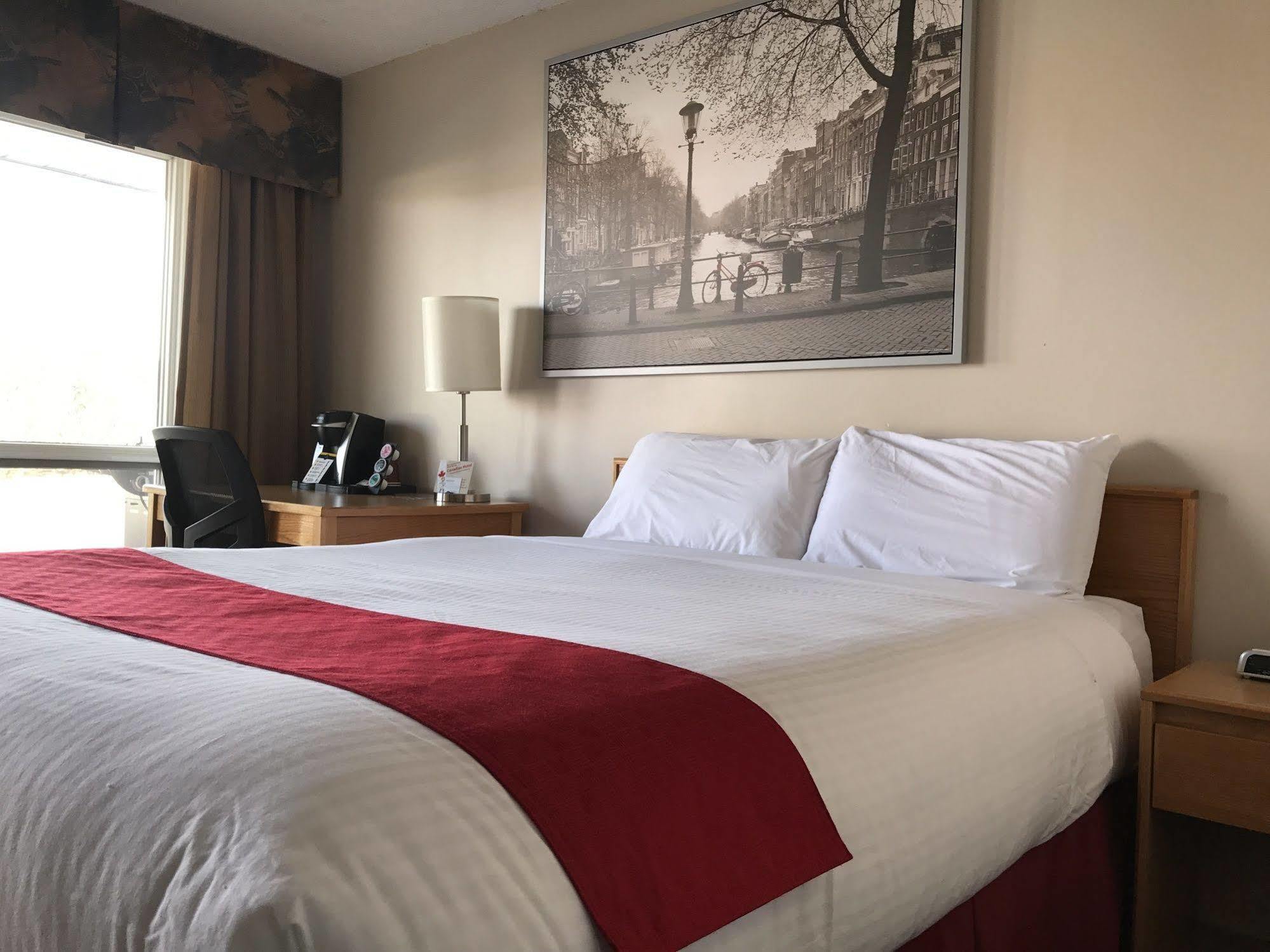 Canadian Motel ノース・バトルフォード エクステリア 写真