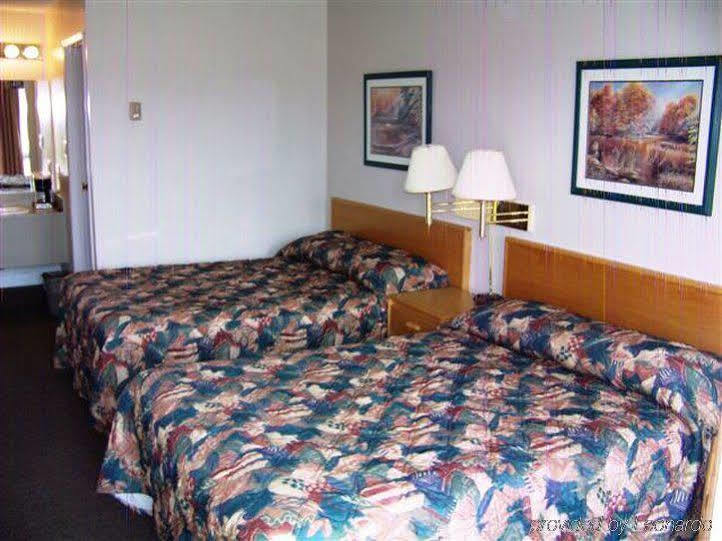 Canadian Motel ノース・バトルフォード エクステリア 写真