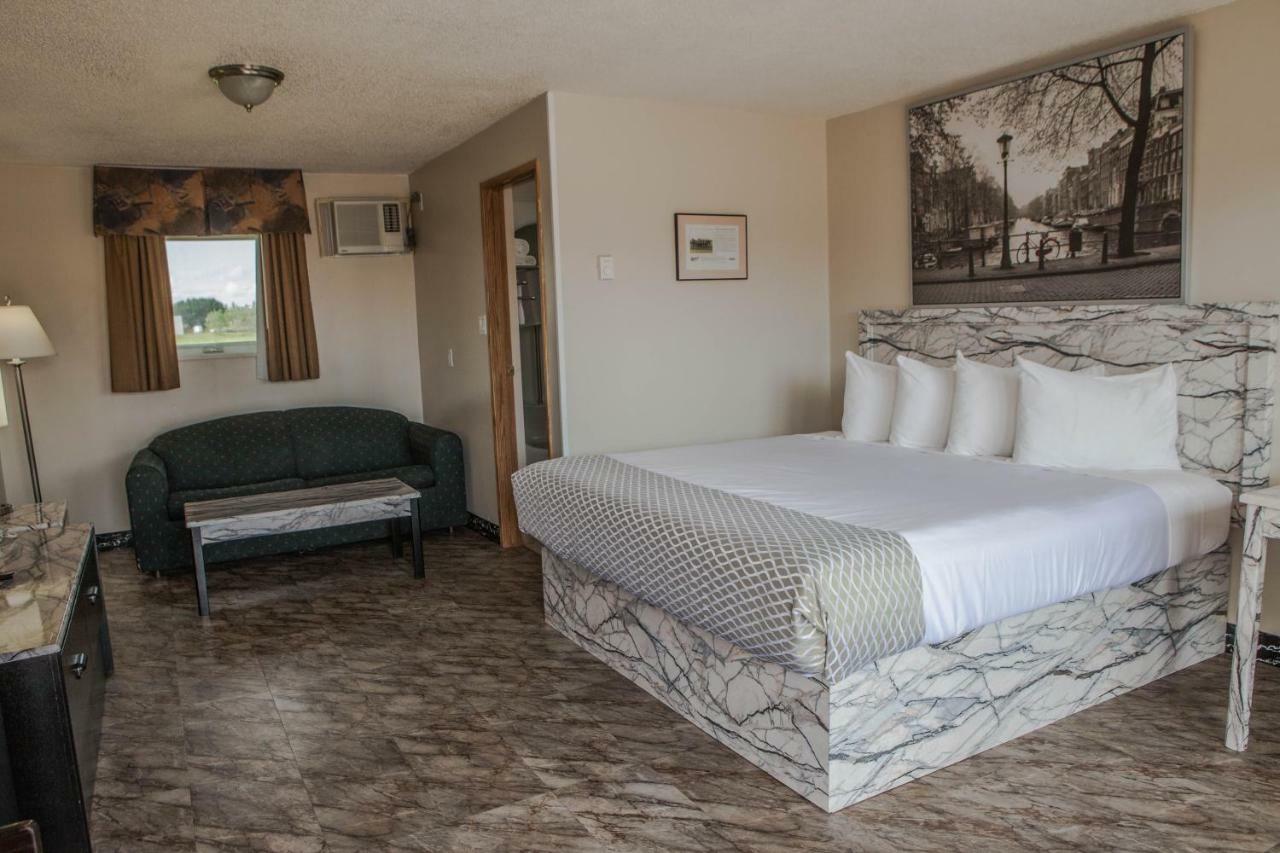 Canadian Motel ノース・バトルフォード エクステリア 写真